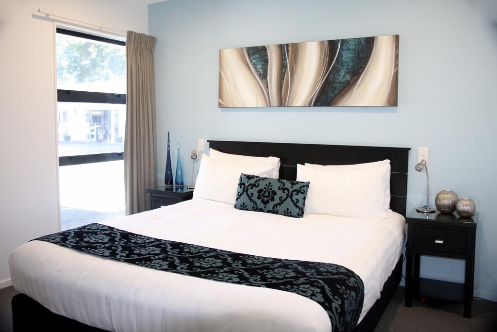 Camelot On Ulster Motel Hamilton Kültér fotó